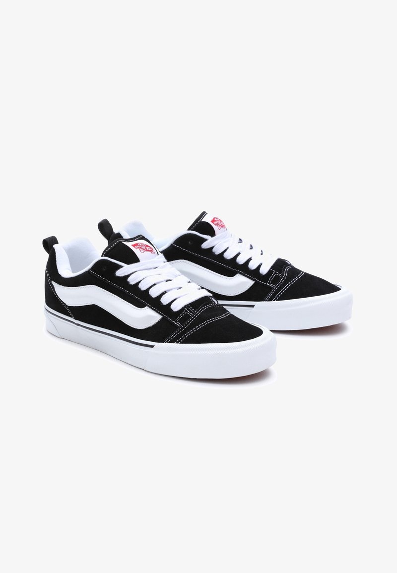 Vans Skeittikengät - black