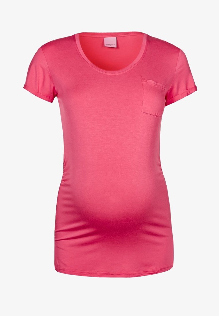 Růžové těhotenské tričko s krátkým rukávem, kulatým výstřihem a malou kapsičkou na levé straně hrudi. Měkká, elastická tkanina navržená pro pohodlí.