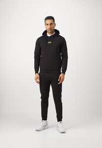 EA7 Emporio Armani TRAIN CORE ID TRACK SUIT HOODIE - Treniņtērps - black