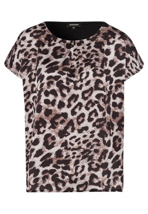 Kurzärmlige Bluse aus leichtem Stoff im Leopardenmuster, mit Beigetönen, Braun- und Schwarztönen sowie einem runden Ausschnitt.