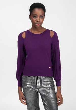INFLUENCER CUT-OUTS SHOULDER - Maglione - purple