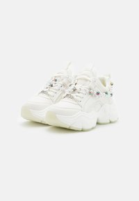 Buffalo BINARY CHARM - Sneakers low - pearl white