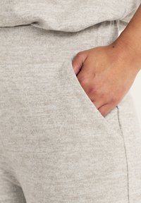 Cellbes of Sweden WIDE WITH POCKETS - Broek - beige melange