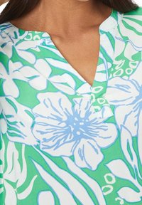 Betty Barclay Denní šaty - white