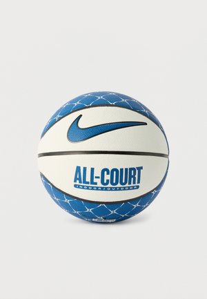 Minge de baschet Nike All-Court albastru și alb, cu logo și textul „Indoor/Outdoor” pe un fundal simplu.