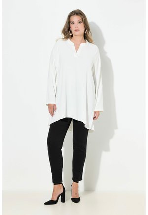 Tunikaer - snow white