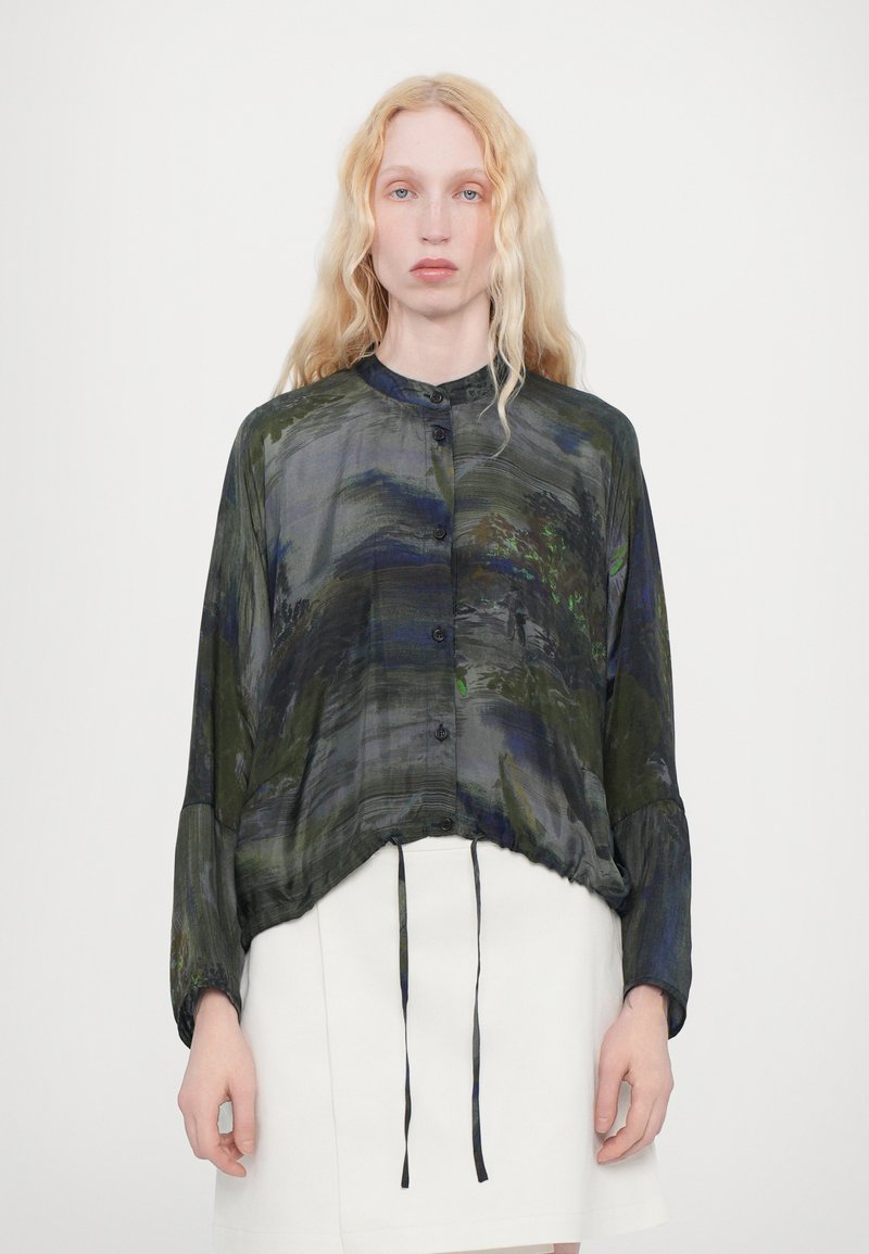 Henrik Vibskov FLAT SHIRT - Button-down blouse - fishes light