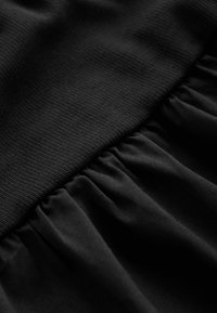 Next SUMMER MINI - REGULAR FIT - Haljina od žerseja - black