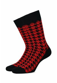 Skarpetki w czerwono-czarny wzór z motywem houndstooth. Wykonane z miękkiego, elastycznego materiału z wzmocnioną piętą i palcami.