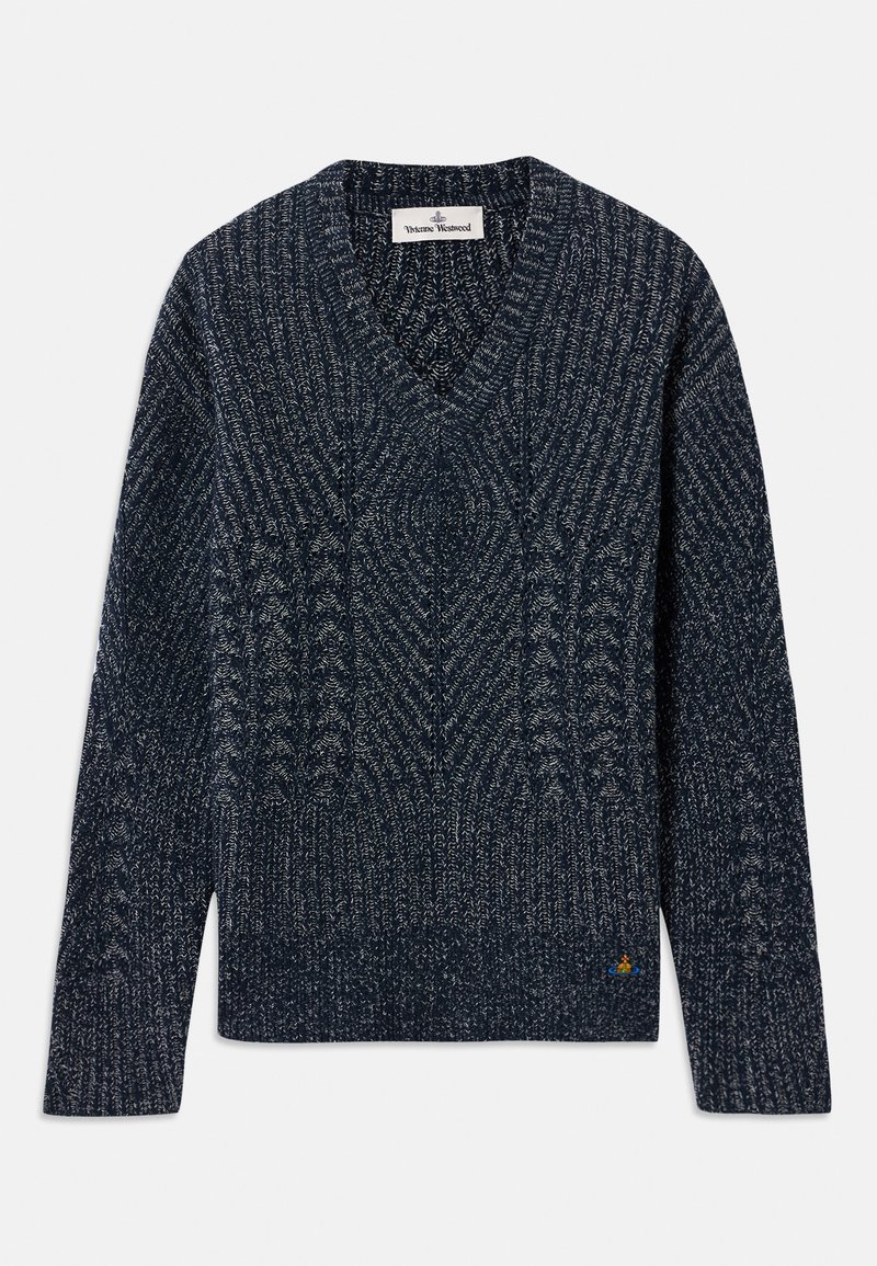 Dunkelblaues und graues meliertes Strick-V-Ausschnitt-Sweatshirt mit langen Ärmeln und einem kleinen Logopatch nahe dem Saum auf einem schlichten Hintergrund.