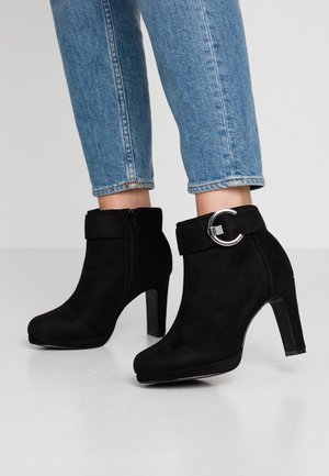 Bottines à talons hauts - black