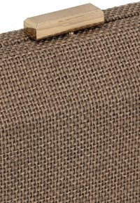 usha Clutch - braun