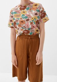 QS Shorts - brown