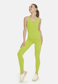 Cardio Bunny CALM  - Top - neon green