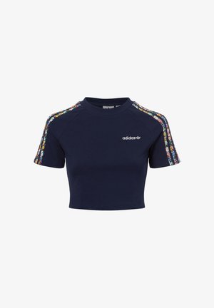Navy-blaues, kurzes T-Shirt aus Baumwolle mit floralen Akzenten an den Ärmeln und einem gestickten weißen Logo auf der Vorderseite.