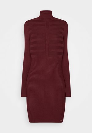 Morgan RMENTO - Strickkleid - dark purple