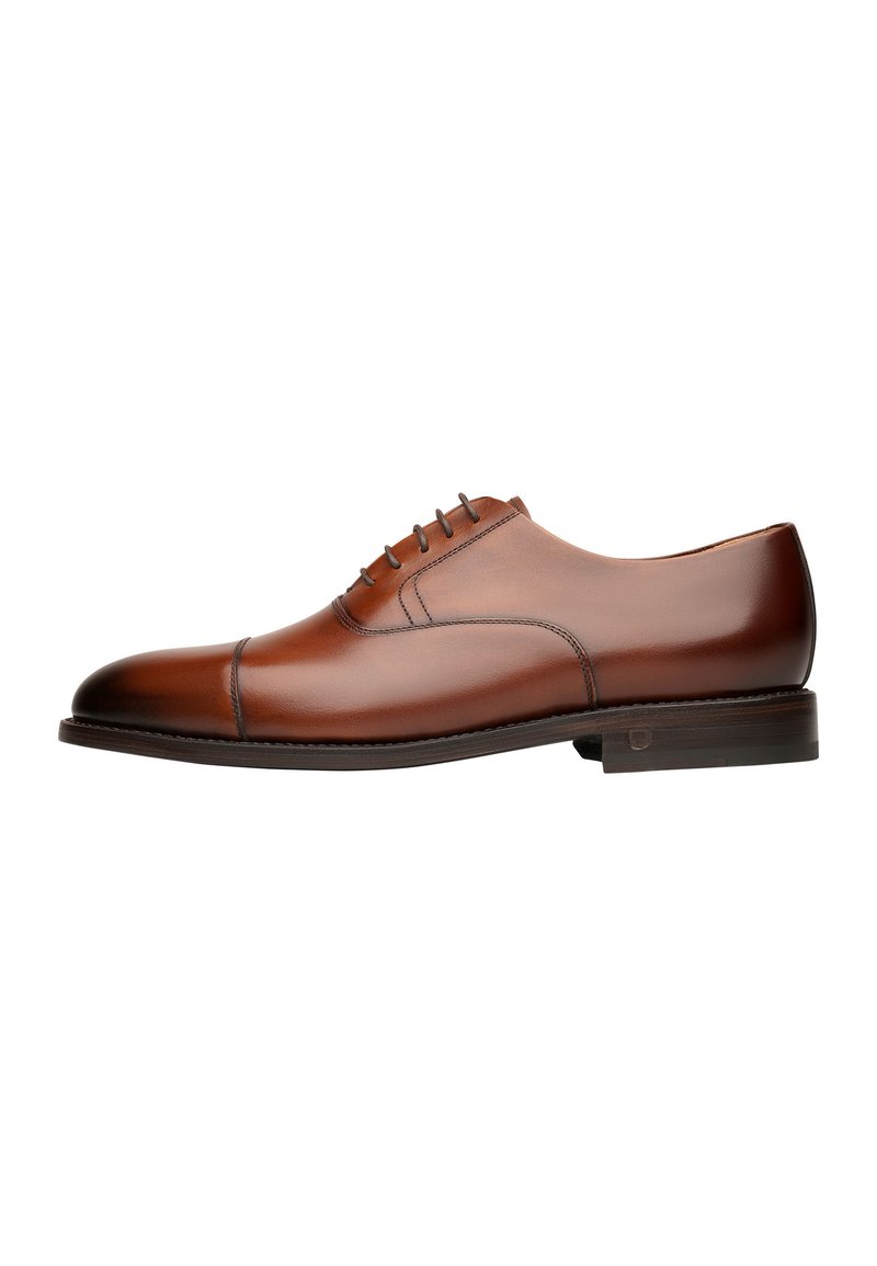 Braune Leder-Dressschuhe mit runder Zehenform, Schnürverschluss und dekorativer Naht. Sie verfügen über eine glatte, polierte Oberfläche und eine robuste Gummisohle.
