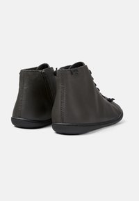 Camper PEU CAMI - Stivaletti stringati - dunkelgrau