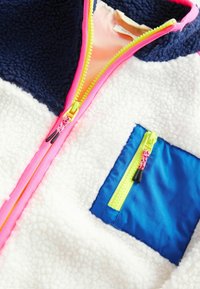 Next COLOUR BLOCK BORG ZIP THROUGH- REGULAR FIT - Polárdzseki - ecru/white