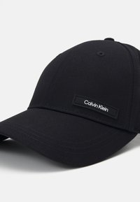 Calvin Klein ESSENTIAL PATCH UNISEX - Caps - black