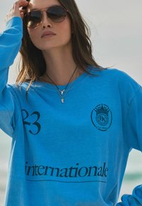 Next Pikkade varrukatega topp - blue