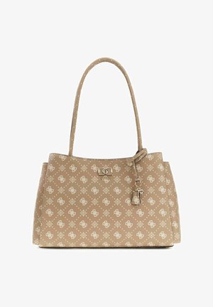 Sac à main beige Guess avec imprimé logo intégral, double poignée et breloques décoratives suspendues à l'avant.
