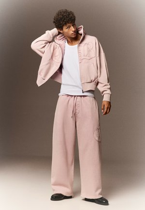 Bershka, EMBROIDERED JACKET. - Sweat zippé - light pink