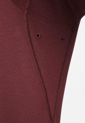 Nike Performance PRIMARY - Športové tričko - dark team red dark team red