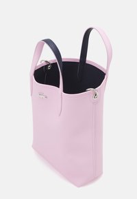 Lacoste SHOPPING BAG SET - Mala de mão - albizia marine