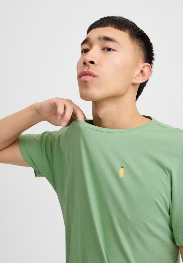 BHTEE 3 PACK - Basic T-shirt4