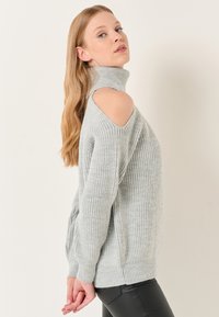 Jimmy Key - Sweter