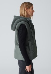 OPUS WINDUS - Bodywarmer - dark sage