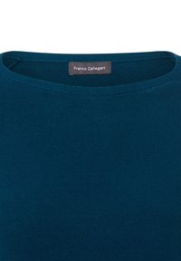 Ciemnozielony sweter dzianinowy z okrągłym dekoltem i czarną metką z napisem "Franco Callegari" wewnątrz kołnierza.