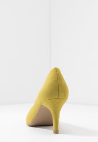 Marco Tozzi Escarpins - light green