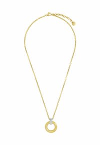 Collana color oro con un pendente a doppio anello, caratterizzato da un'accents in argento testurizzato e piccole pietre trasparenti, attaccata a una delicata catena.