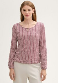 TOM TAILOR IN KNITTEROPTIK - Langarmshirt - contemporary red check