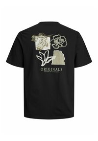 Maglietta nera con forme floreali astratte beige e testo "ORIGINALS DESIGNED IN COPENHAGEN" sul retro.