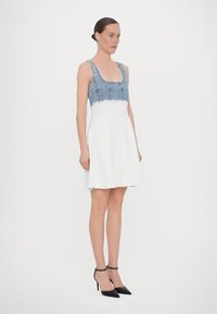 MOSCHINO JEANS Obleka iz džinsa - multi ice