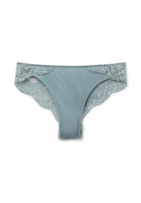 Lichtblauwe string met een gladde voorkant en ingewikkelde kantafwerking langs de zijkanten, met bloempatronen en een zachte textuur.