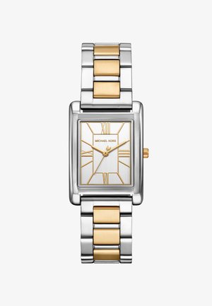 Orologio da polso rettangolare argento e oro con numeri romani sul quadrante, lancette dorate e cinturino in metallo bicolore.