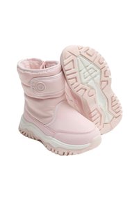 Roze gevoerde winterlaarzen met een ronde neus, een gesp en een groefachtige witte rubberen zool voor grip. Zachte binnenvoering voor warmte.