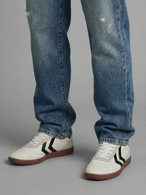 Hummel SUPER MATCH - Baskets basses - white black