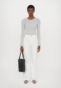 PS Paul Smith WOMENS WIDE LEG - Auduma bikses - white