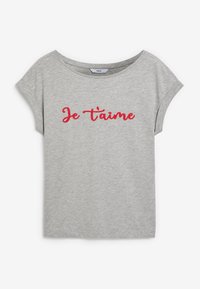 Gray cotton t-shirt with short sleeves and a wide neckline, featuring red embroidered text that reads "Je t'aime" across the front.