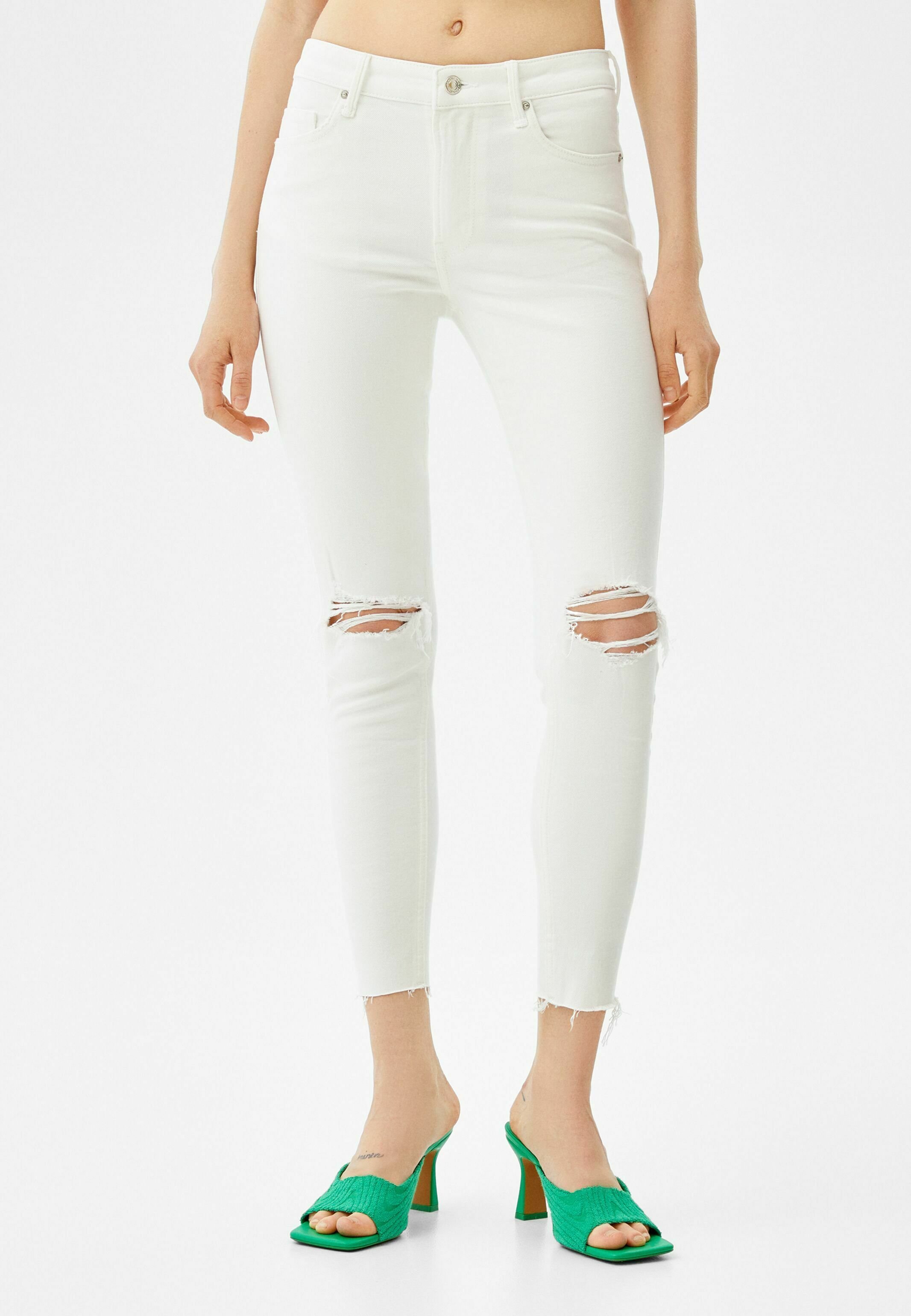 Bershka SKINNY-LOW WAIST JEANS - Jeans Skinny Fit - white - Zalando.ie