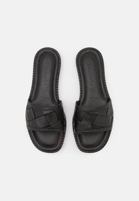 Tamaris Mules - black