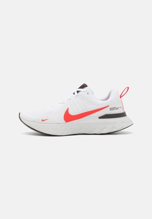 REACT INFINITY RUN FK 3 RF - Neutrální běžecké boty - white/light crimson/platinum tint/brown