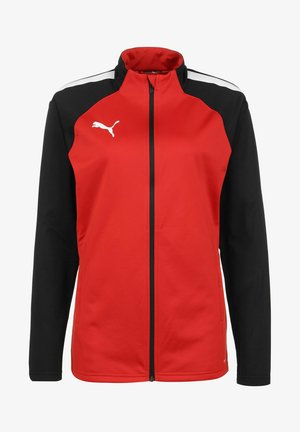 Giacca zip-up rossa e nera con colletto alto, dettagli bianchi sulle spalle e logo Puma bianco sul lato sinistro del petto. Realizzata in tessuto morbido.