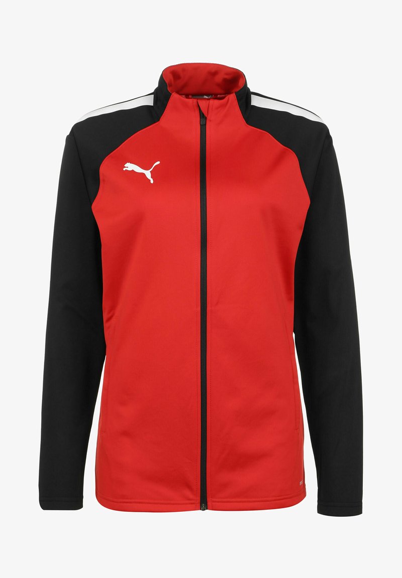 Veste zippée rouge et noire avec un col haut, des accents blancs sur les épaules et un logo Puma blanc sur la poitrine gauche. Fabriquée en tissu lisse.