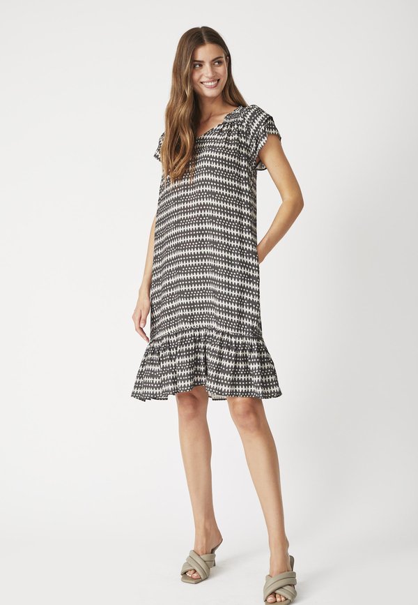 SUNRISE CROP CAYACC DRESS - Freizeitkleid - mocca